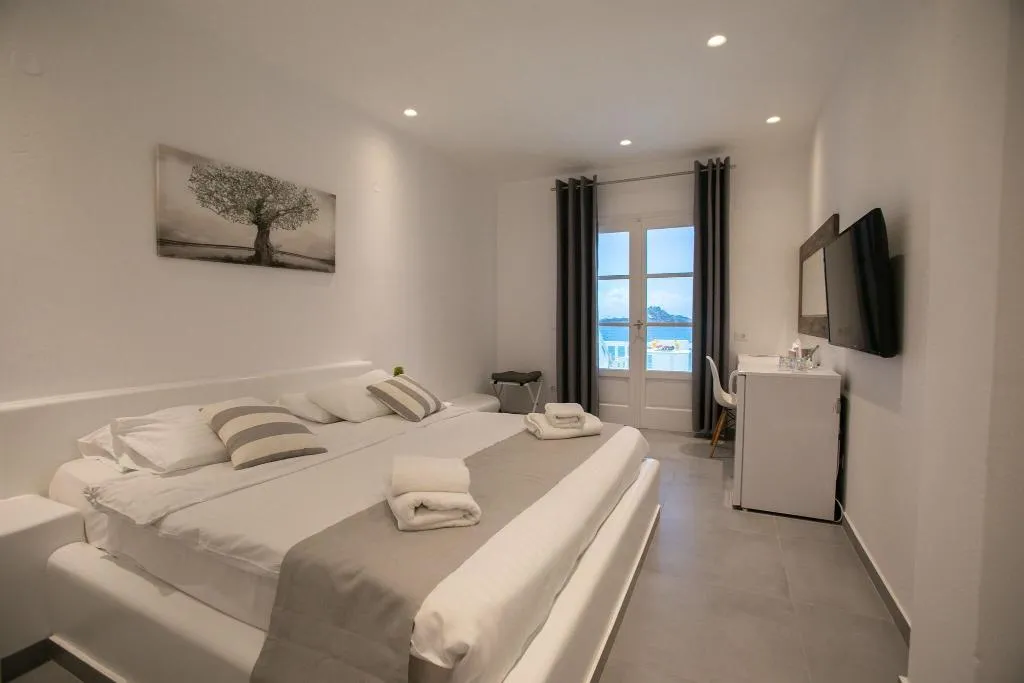DOUBLE DELUXE SEA VIEW WITH BALCONY Room, Acrogiali, Mykonos