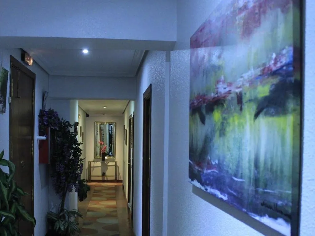Room, Hostal Esmeralda, Madrid