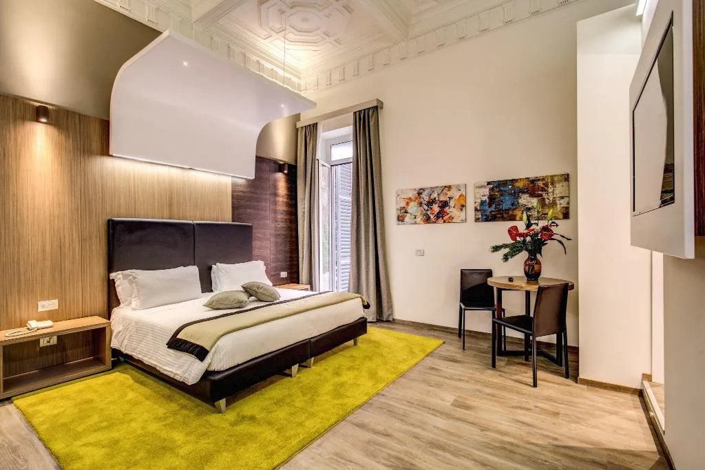 Room, Trevi Collection, Rome