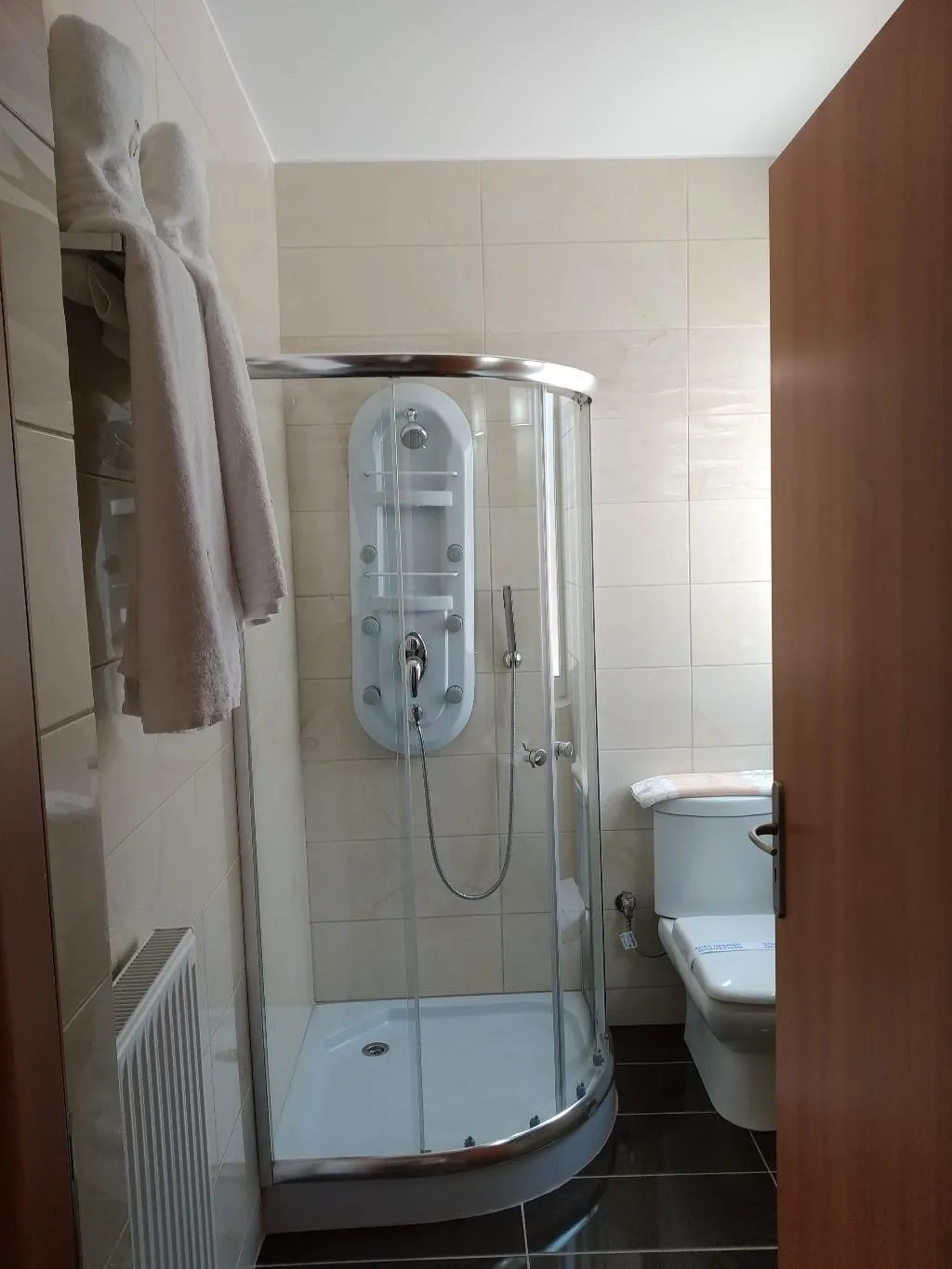 DOUBLE STANDARD Room, King Lodge, Athens