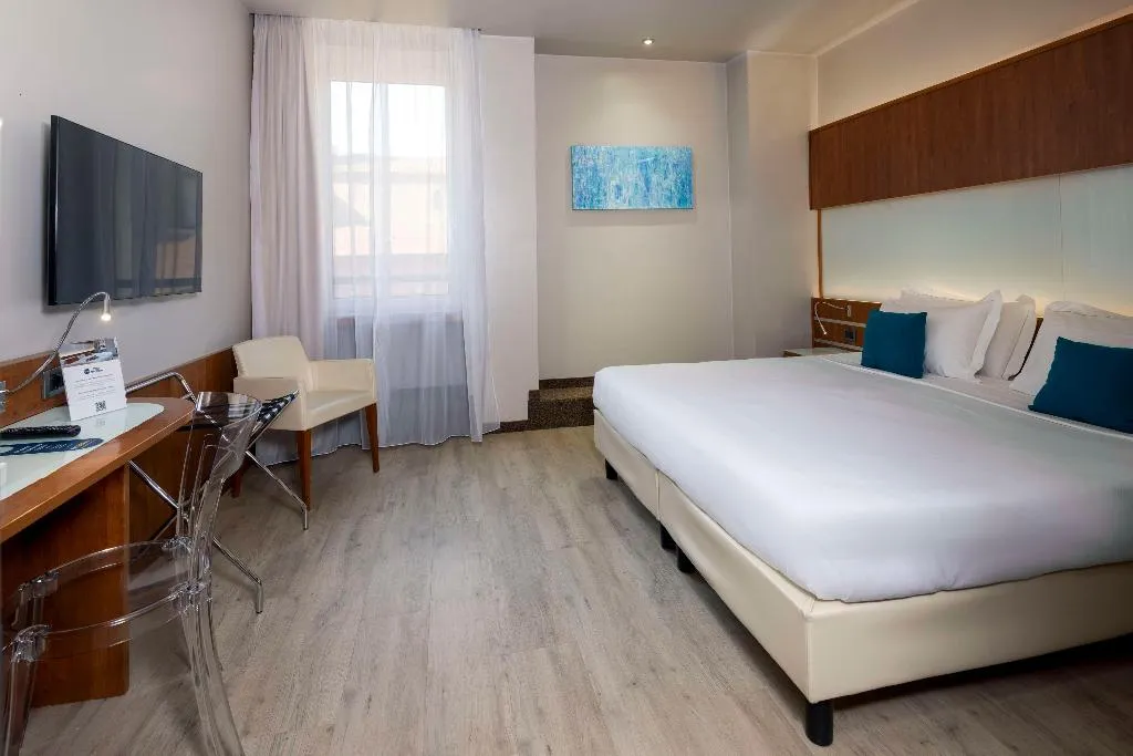 DOUBLE QUEEN SIZE BED Room, Best Western Hotel Madison, Milan