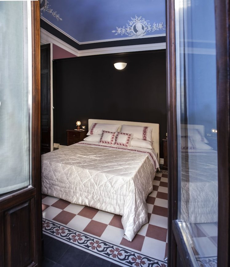 Art Fashion House Luxury Rooms, Catania