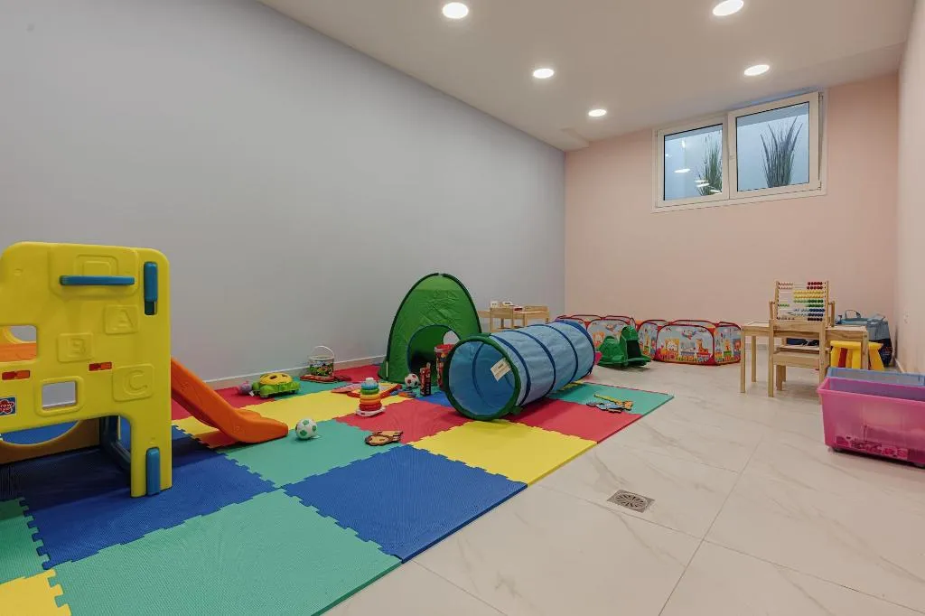 Sports and Entertainment, Magique Bleu Suites, Zante