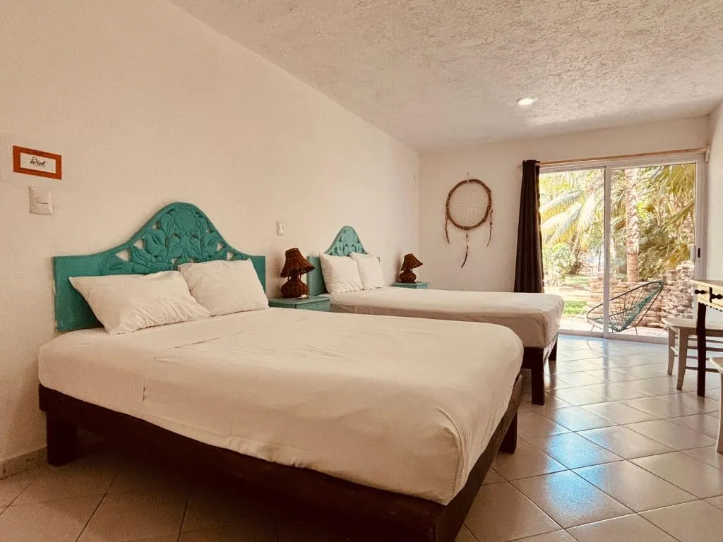 QUADRUPLE BASIC Room, Hotel El Capitan Tulum, Cancun Area