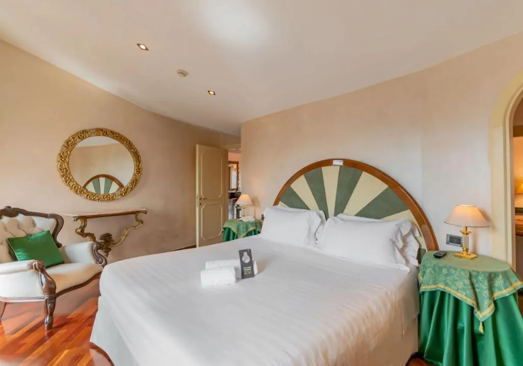 SUITE STANDARD Room, B&B Hotel Firenze Pitti Palace al Ponte Vecchio, Florence