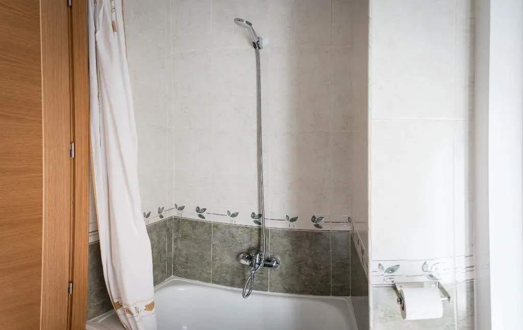 DOUBLE STANDARD Room, San Antonio, Madrid