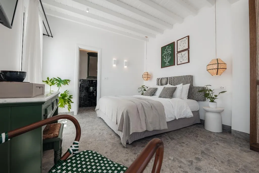 Room, Pelican Bay Art, Mykonos