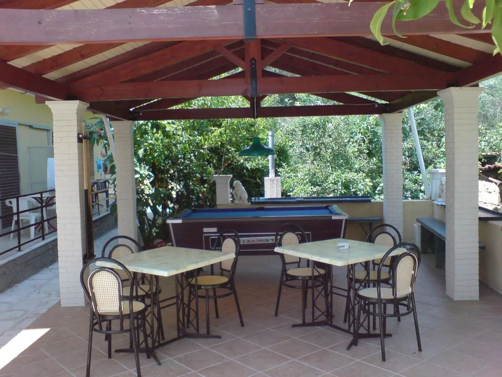 Bar, Makis Apartments, Corfu