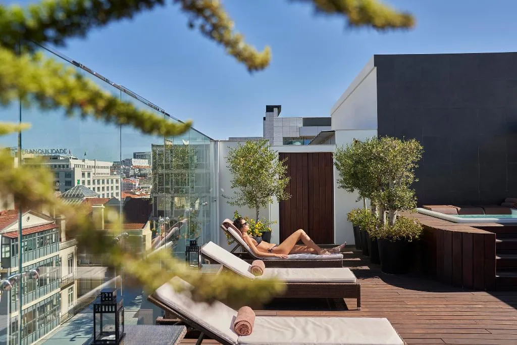 Pool, PortoBay Liberdade, Lisbon
