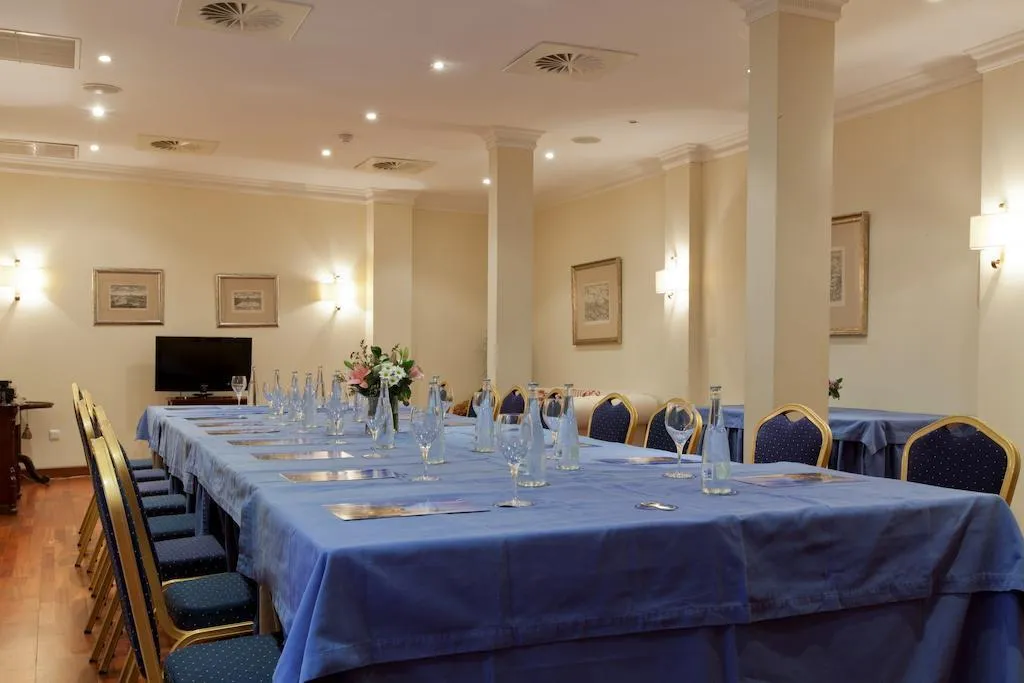Conferences, Doña Maria, Seville