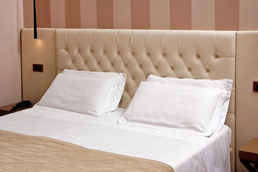 DOUBLE SUPERIOR Room, Hotel Arcangelo, Rome