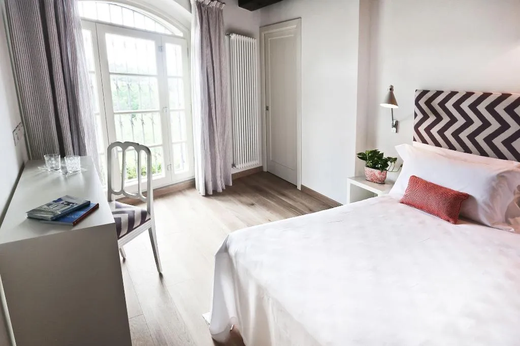 Room, Poggio Baronti B&B, Florence