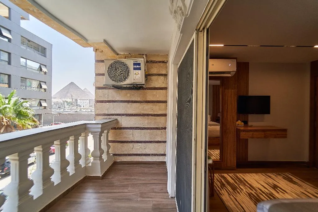 DOUBLE DELUXE Room, Gold's Pyramids Hotel, Cairo