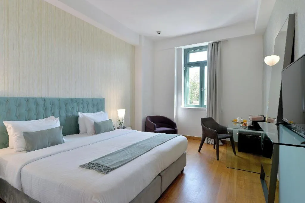 JUNIOR SUITE WITH VIEWS Room, Athenaeum Eridanus Luxury Hotel, Athens