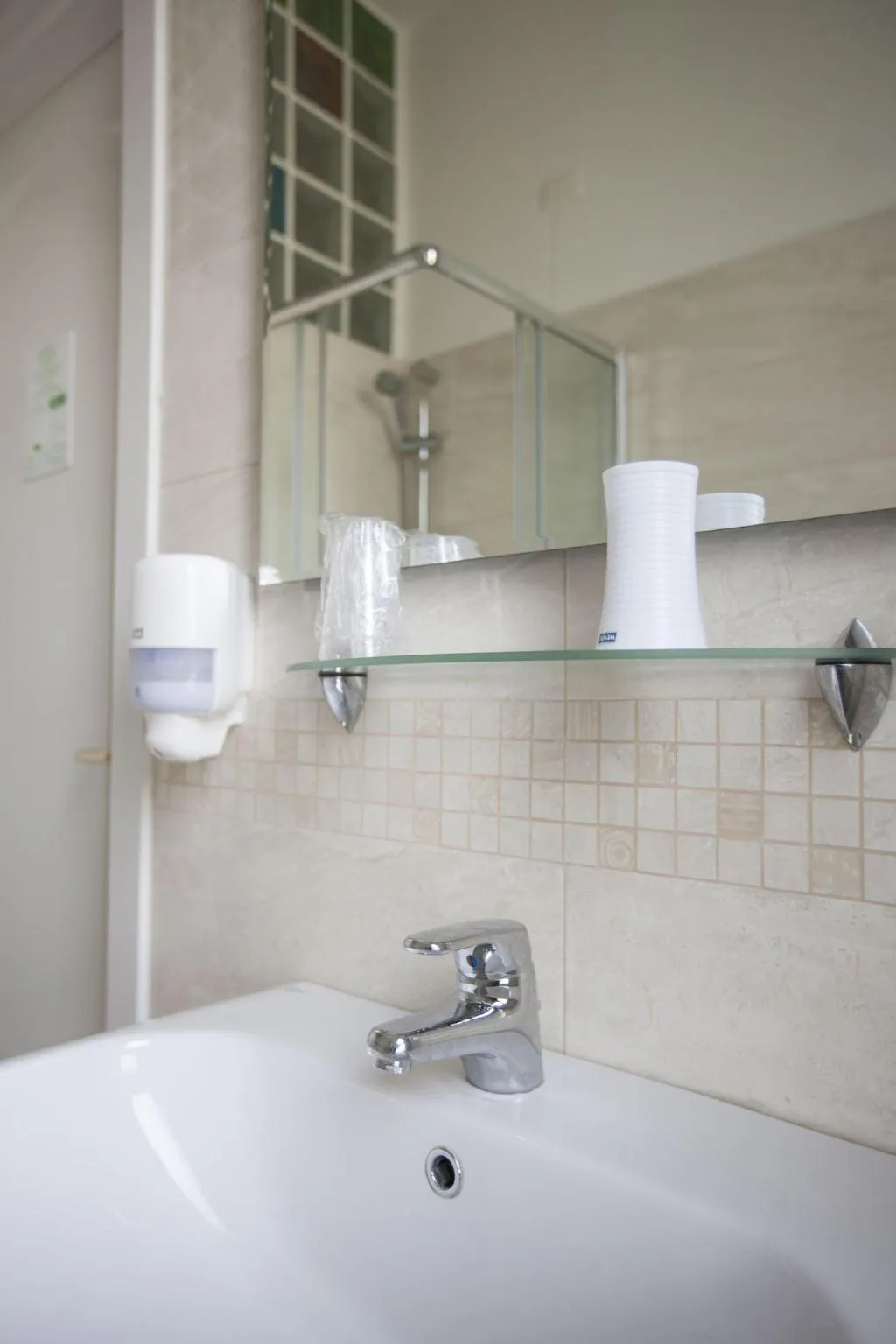 Room, Albergo Amalfi Milano, Milan