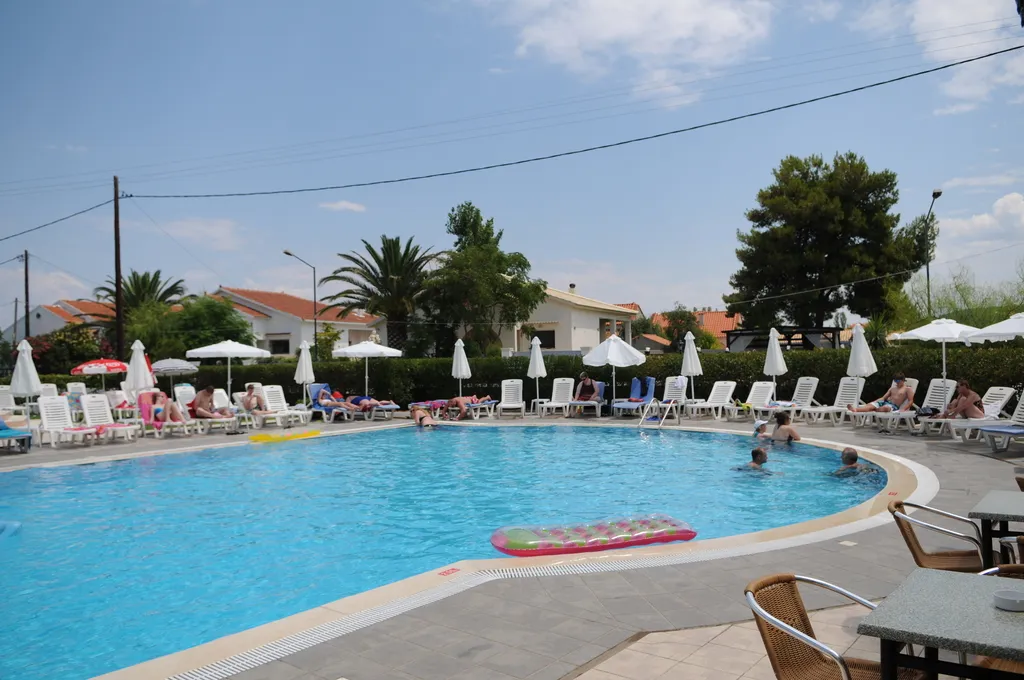Pool, Matoula, Corfu