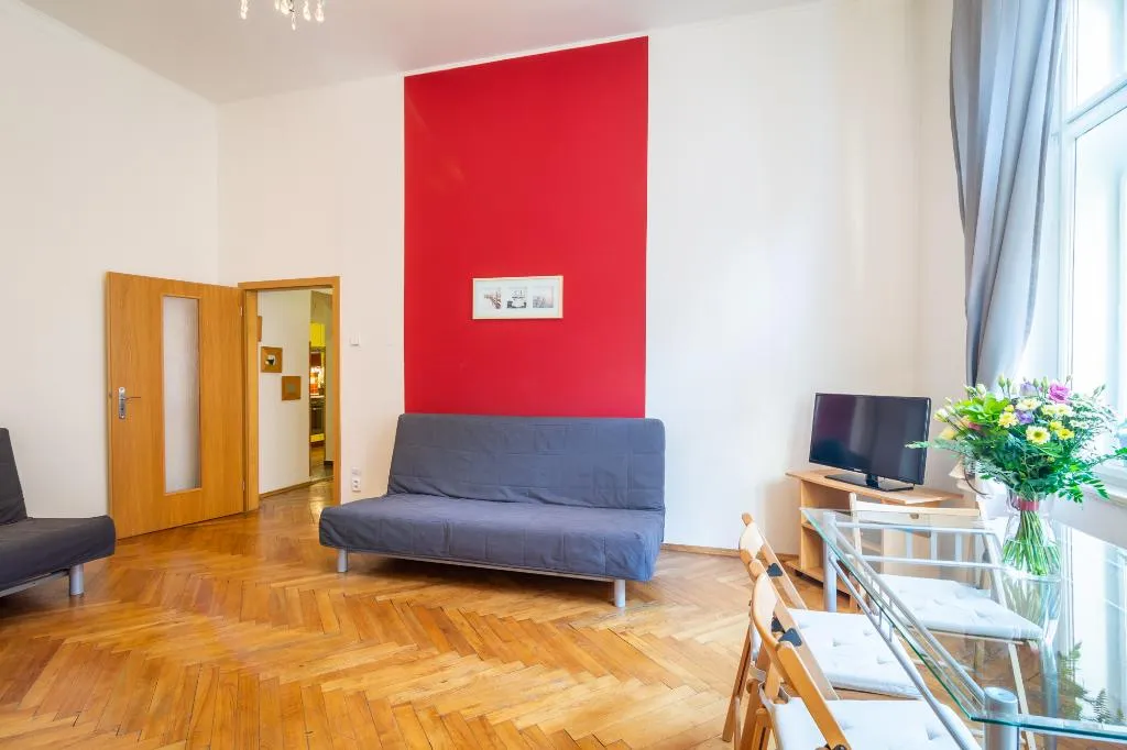 APARTMENT WITH BALCONY Room, Royal Road Residence, Prague