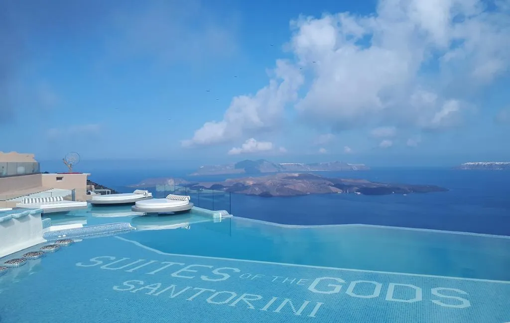 General view, Suites of the Gods Cave Spa, Santorini