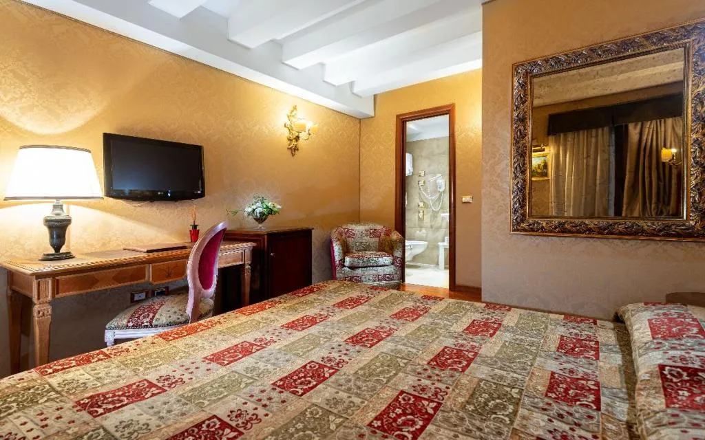DOUBLE SINGLE USE STANDARD Room, Ca' Marinella, Venice