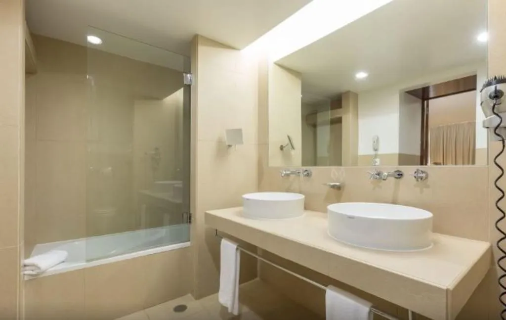 Double or Twin STANDARD Room, NAU Sao Rafael Suites, Algarve