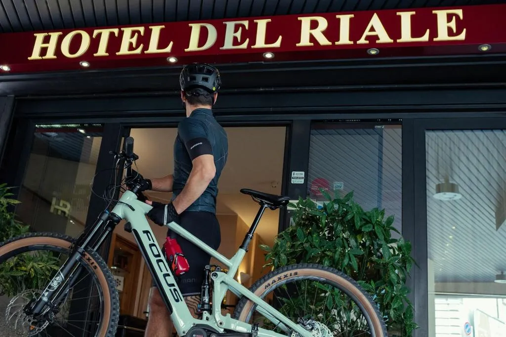 Sports and Entertainment, Hotel Del Riale, Milan
