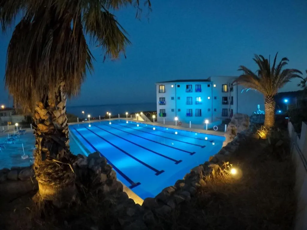 Pool, Brancamaria, Olbia