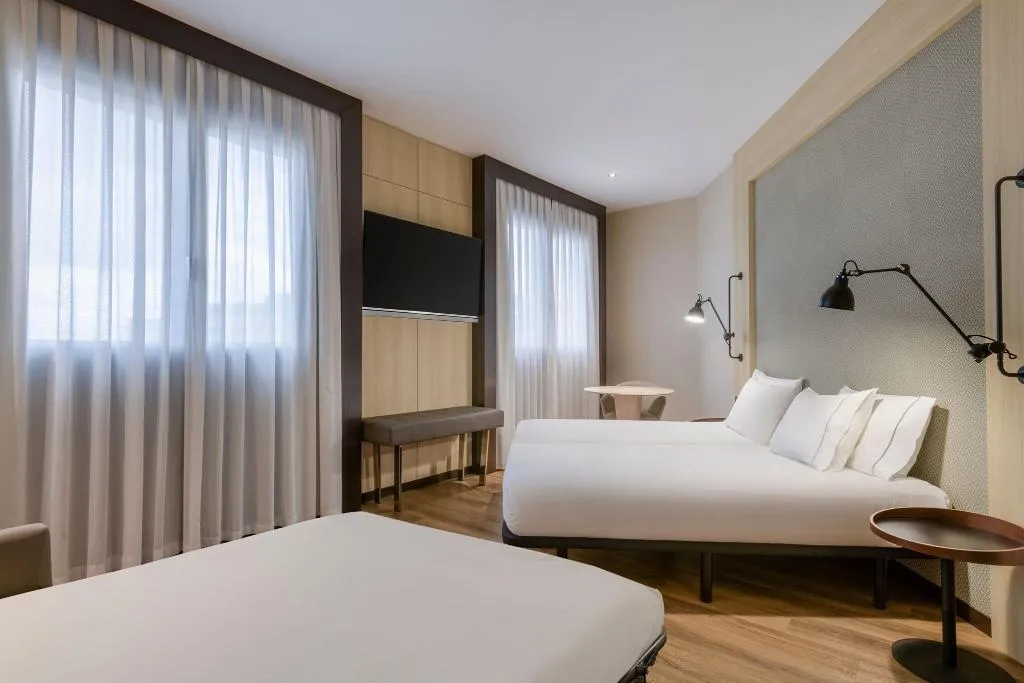 Room, AC Valencia, Valencia
