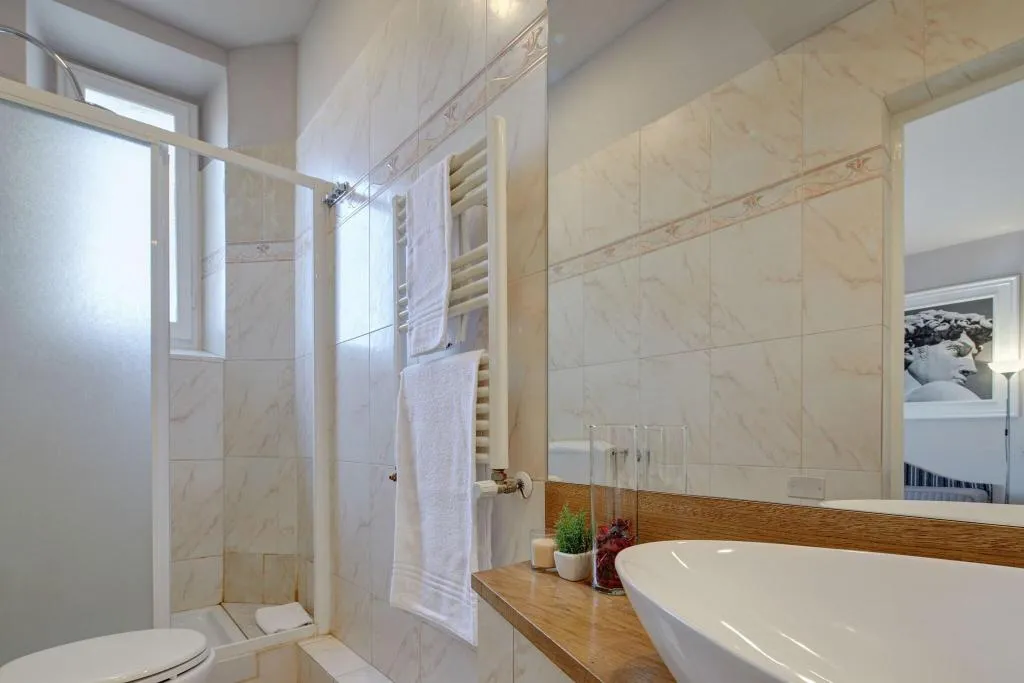 Room, B&B Leone X, Florence