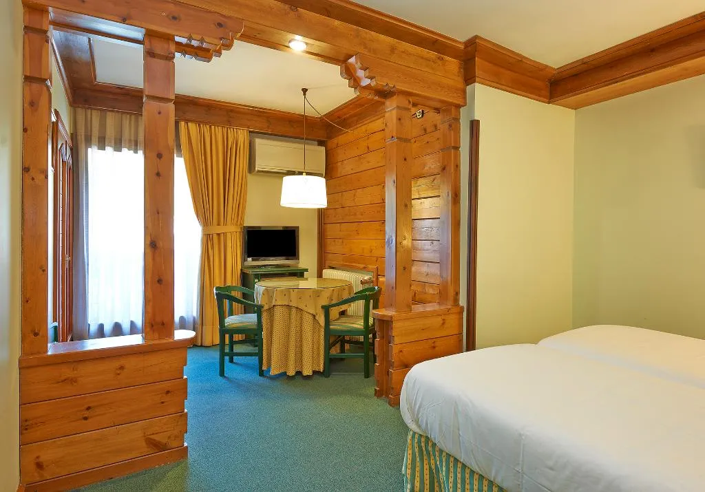 Double or Twin COMFORT Room, Grevol Spa, Costa Brava