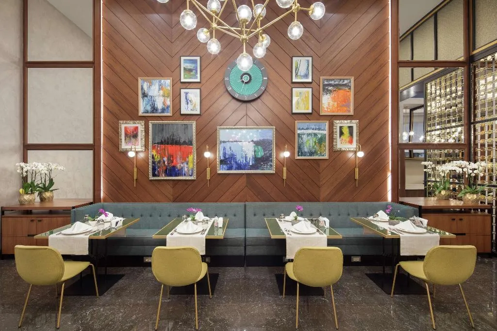 Restaurant, Doubletree Hilton Antalya City Centre, Antalya