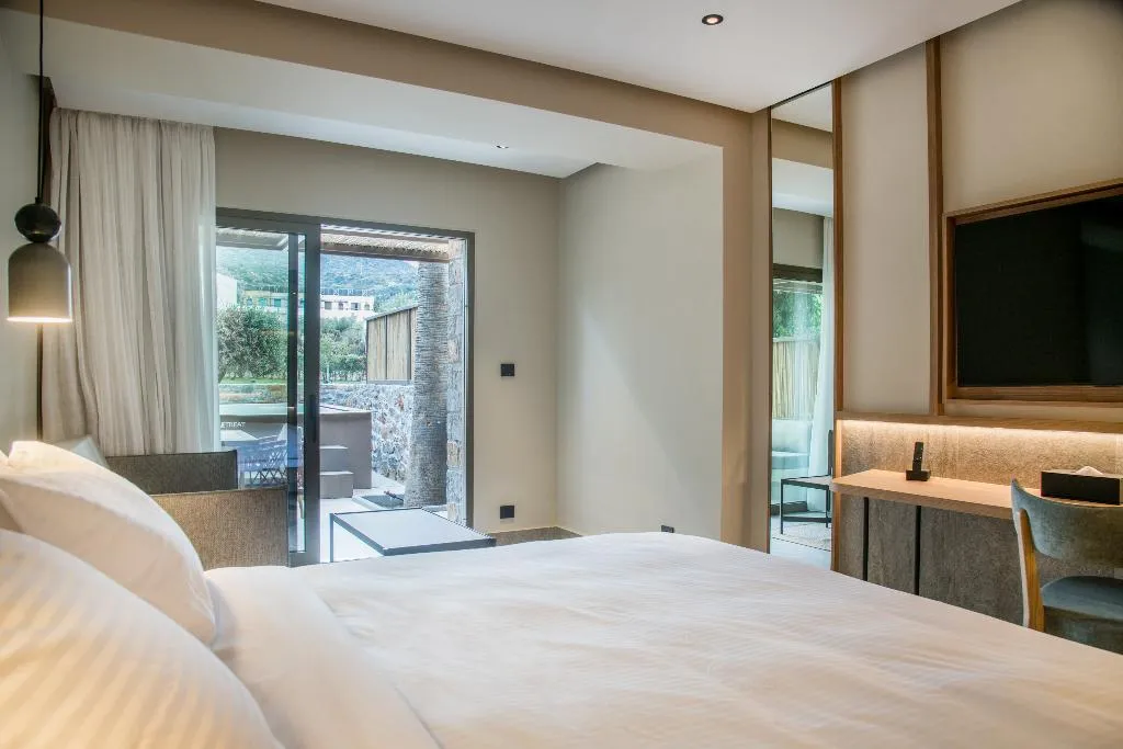 DOUBLE WITH JACUZZI Room, King Minos Retreat Resort and Spa, Crete