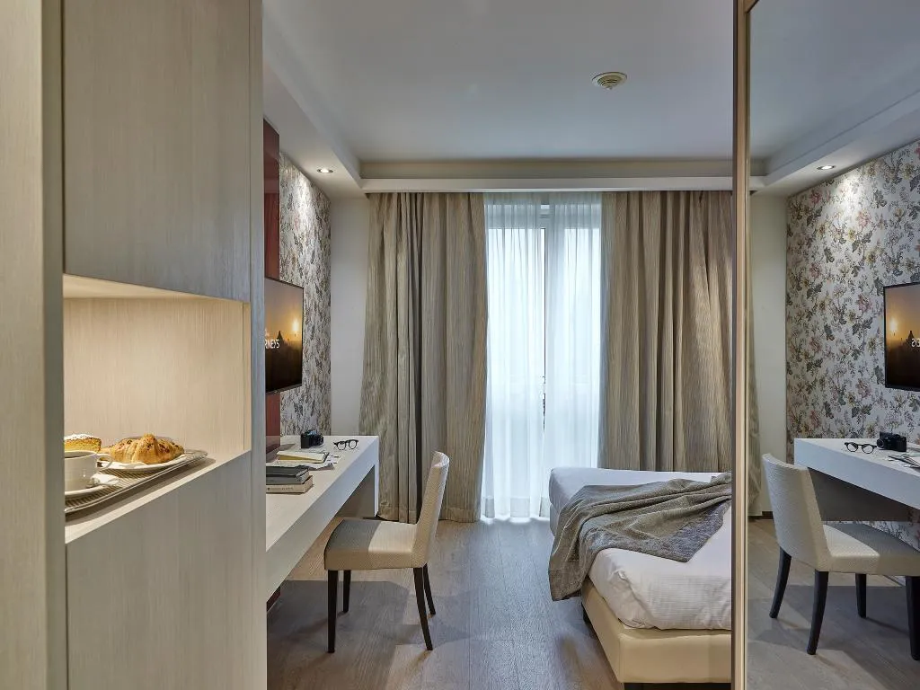 DOUBLE SINGLE USE DELUXE Room, Winter Garden Hotel Bergamo Aeroporto, Milan
