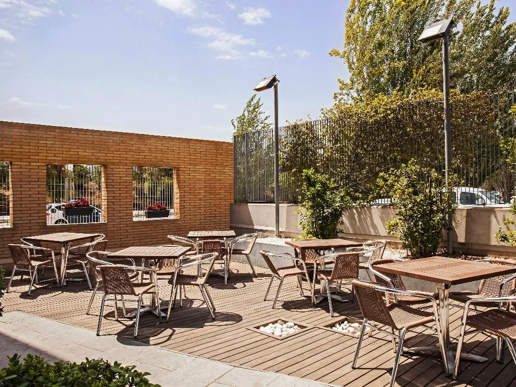 Restaurant, Ibis Barcelona Molins De Rei, Barcelona