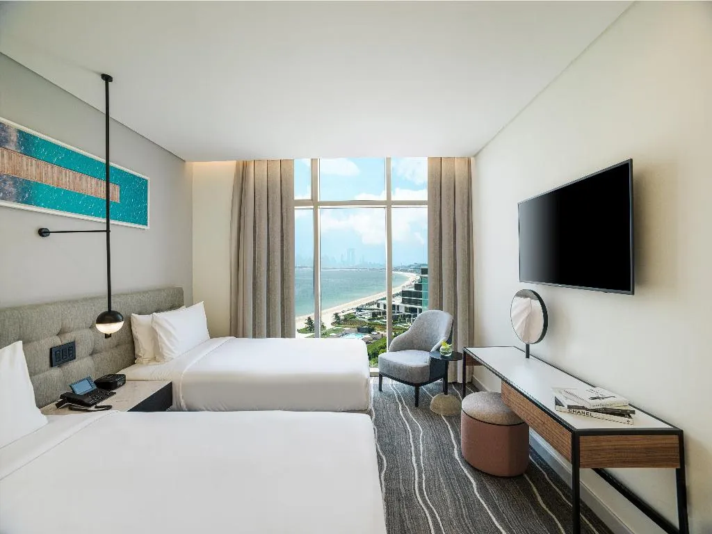 SUITE WITH VIEWS Room, Th8 Palm Dubai Beach Resort Vignette Collection, Dubai
