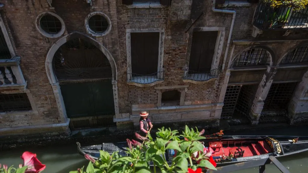 Terrace, Becher, Venice