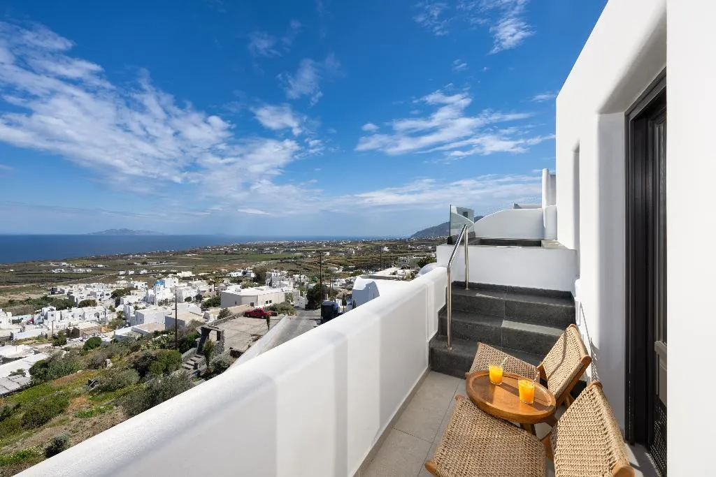 JUNIOR SUITE WITH JACUZZI Room, Venus Sunrise Suites & Villas, Santorini