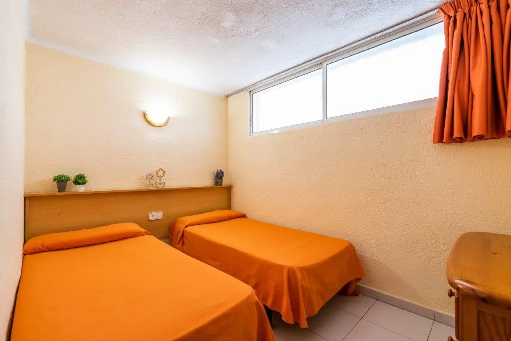 APARTMENT CAPACITY 6 TWO BEDROOMS Room, Rentalmar Navarra, Costa Dorada