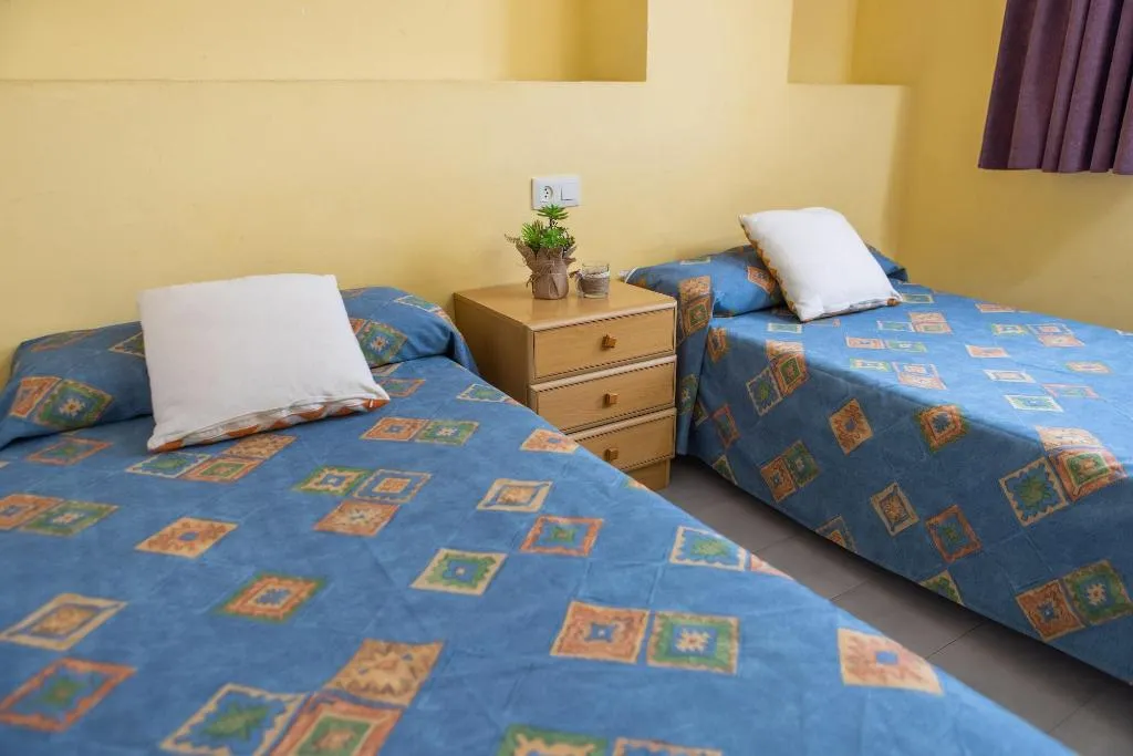 Room, Apartamentos Els Salats Estartit, Costa Brava