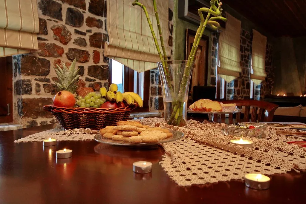 APARTMENT TWO BEDROOMS TWO BATHROOMS Room, Menalia Villa's & Suites, Athens