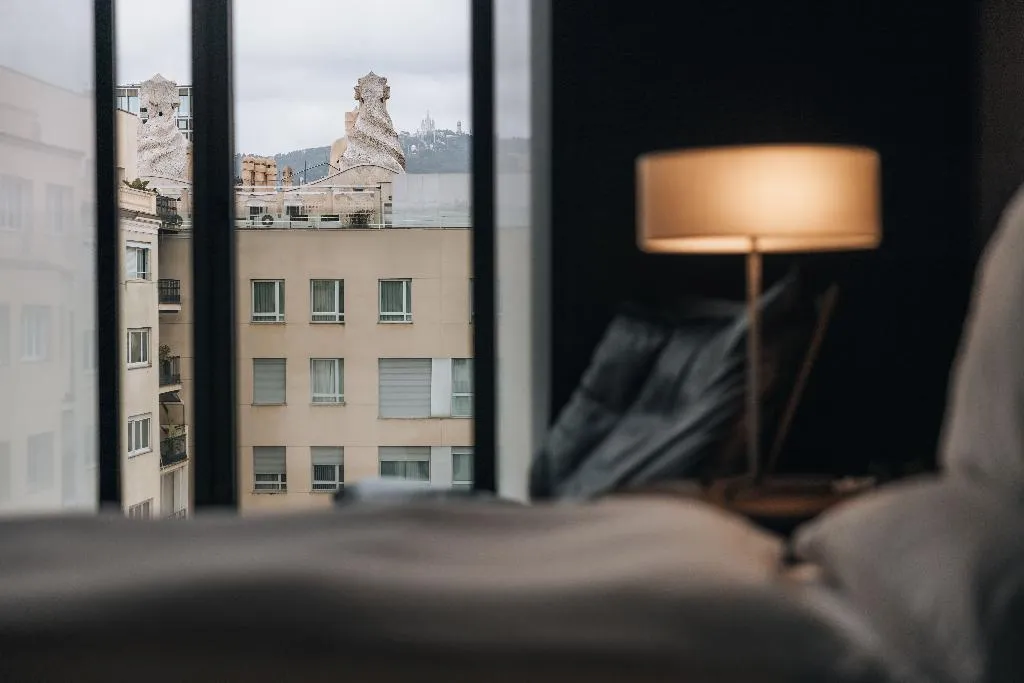 DOUBLE DELUXE CITY VIEW Room, Alma Barcelona, Barcelona