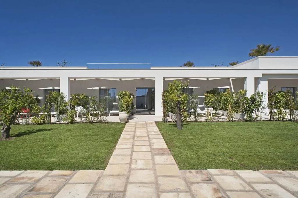 Terrace, Modica Beach Resort, Catania