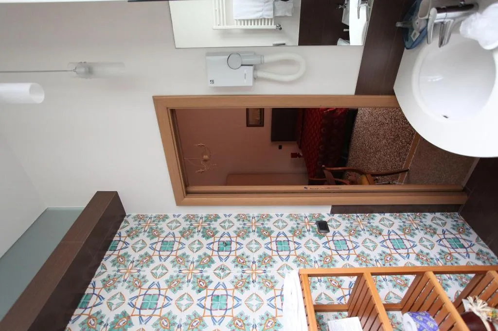 Room, B&B Orsini46, Naples