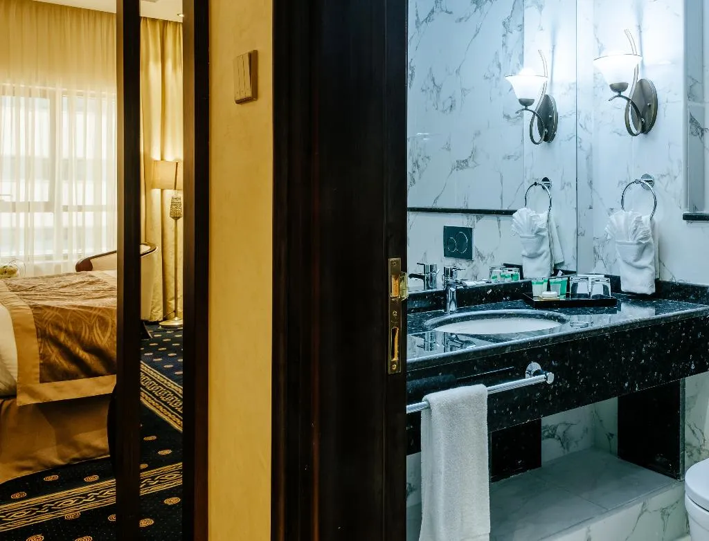 Room, Tulip Inn Al Khan, Dubai