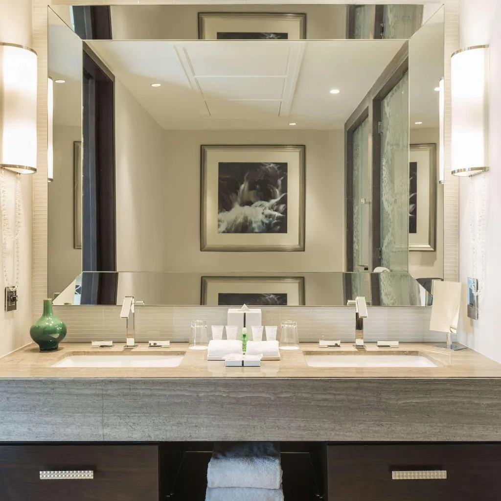 SUITE GRAND DELUXE Room, Hilton Dubai Al Habtoor City, Dubai