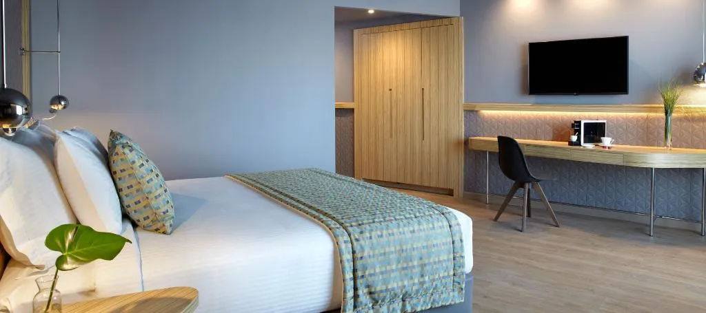 DOUBLE CITY VIEW Room, Wyndham Grand Athens, Athens