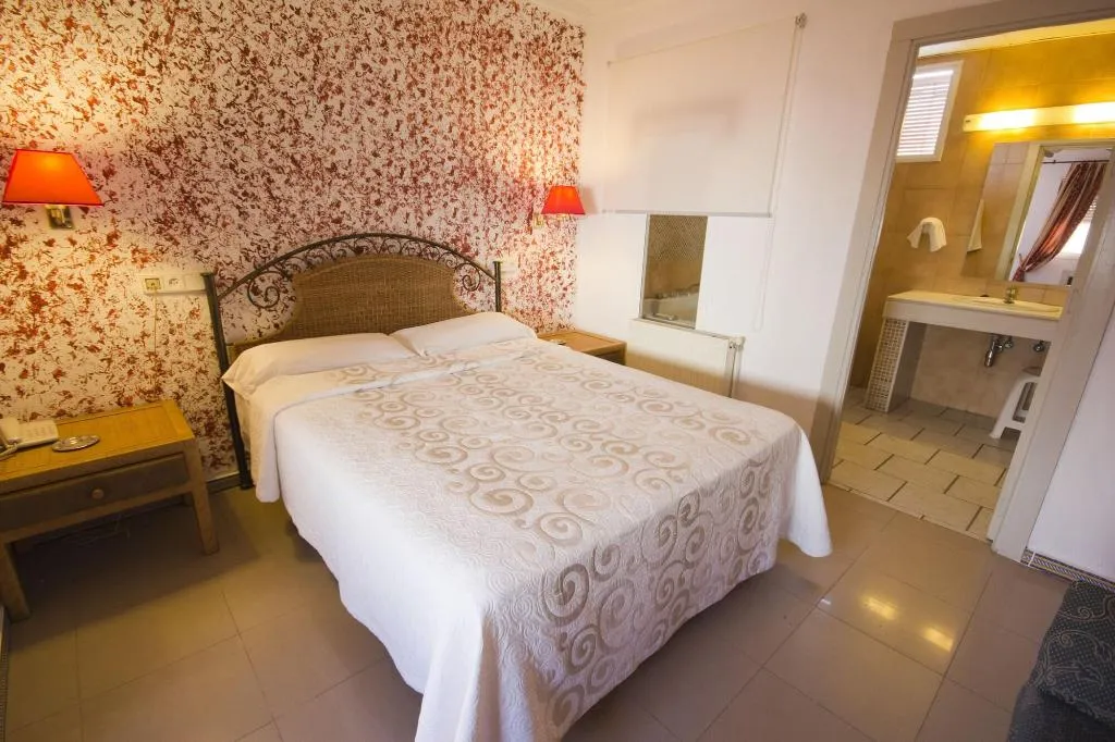 Room, Hostal Nueva Andalucía, Andalucia