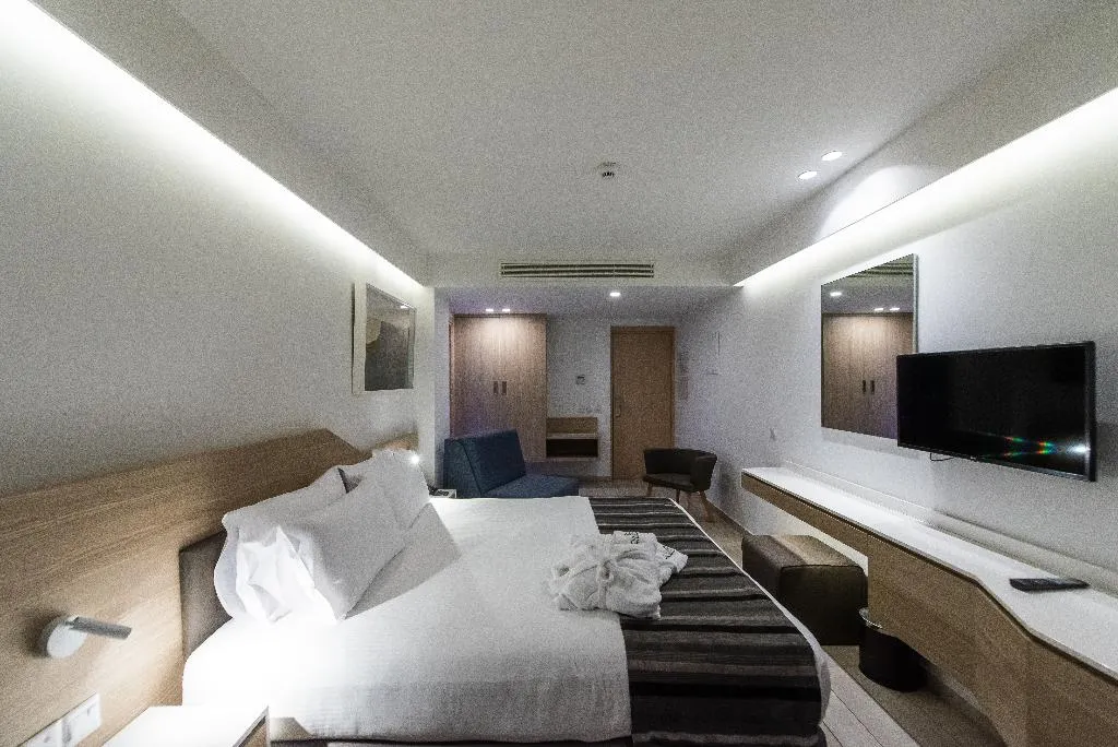 Double or Twin SUPERIOR SEA VIEW Room, Evalena Beach Hotel, Cyprus
