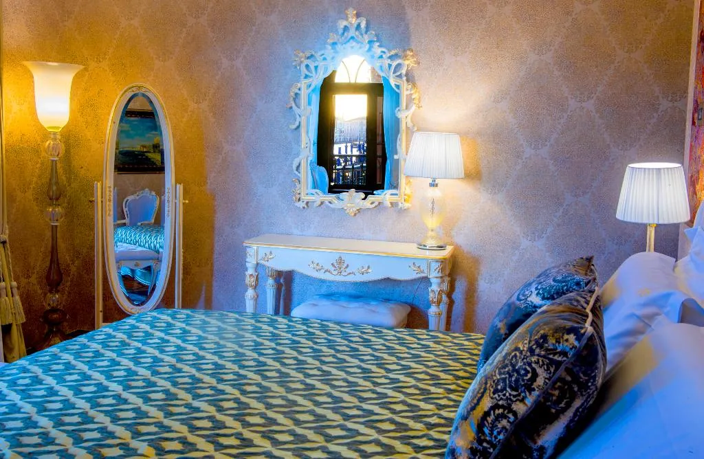SUITE CANAL VIEW Room, Ego Boutique Hotel The Silk Road, Venice