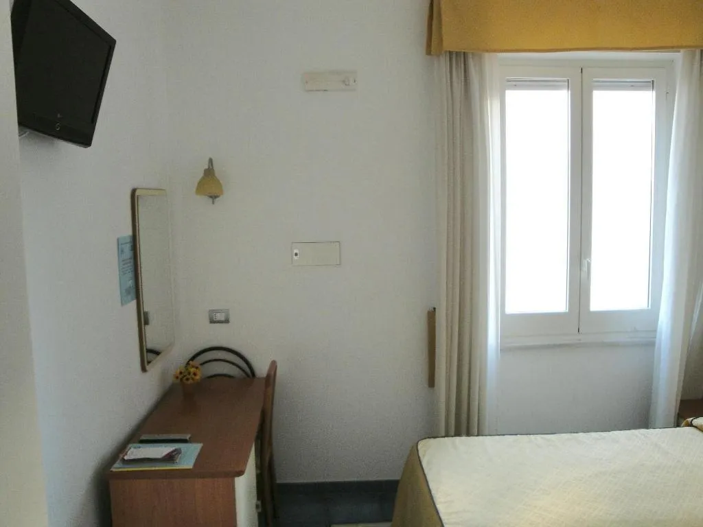 Room, Meublè Casa Mannini, Naples