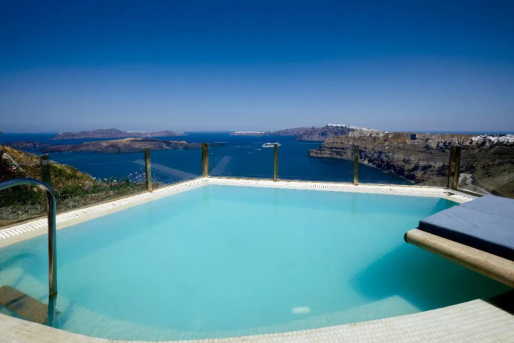 SUITE SEA VIEW WITH PRIVATE POOL Room, Suites of the Gods Cave Spa, Santorini